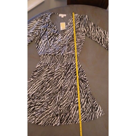 Michael kors Ruffled Puff Sleeve Dress Sm Zebra Cottage Core Boho Feminine - Picture 8 of 11